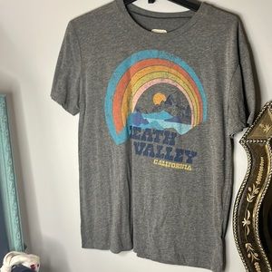 Dressy Modish Rebel tee